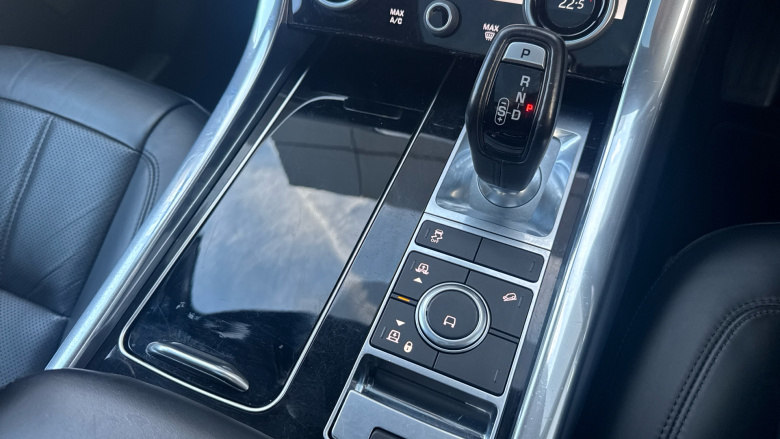 Land Rover Range Rover Sport 3.0 D300 HSE Silver 5dr Auto Diesel Estate